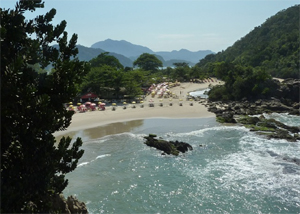Praia do Meio em Trindade